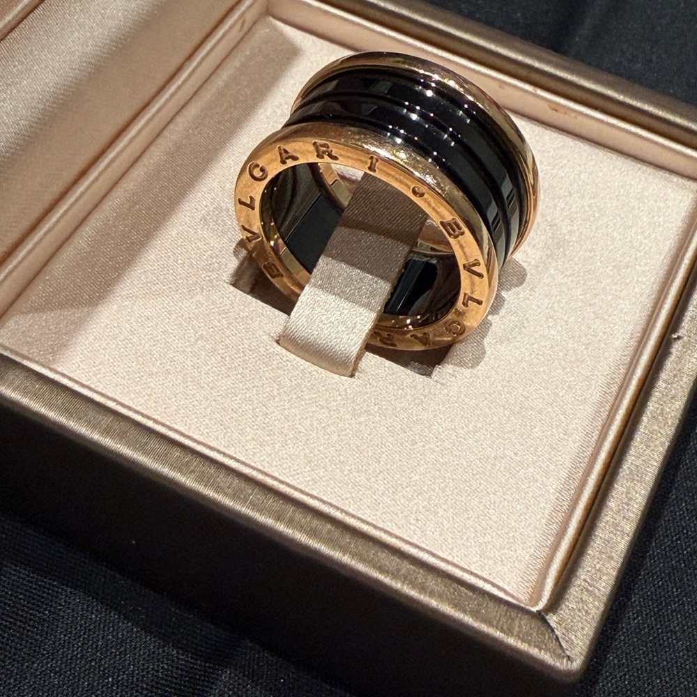 ✨ Authentic BVLGARI B.zero1 Ring – Size 57 – 18K Rose Gold & Black Ceramic ✨